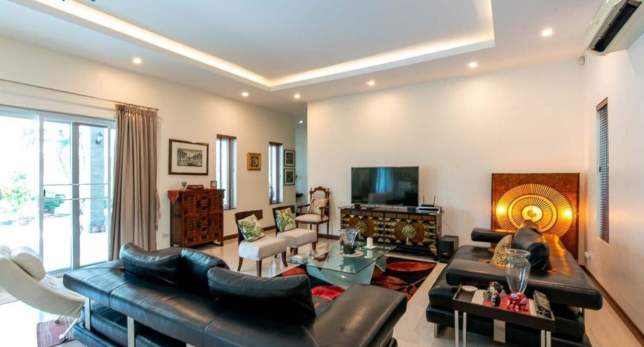 For rent 4 bedrooms villa in Cha Am, Phetchaburi