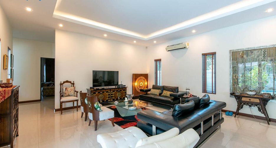 For rent 4 bedrooms villa in Cha Am, Phetchaburi