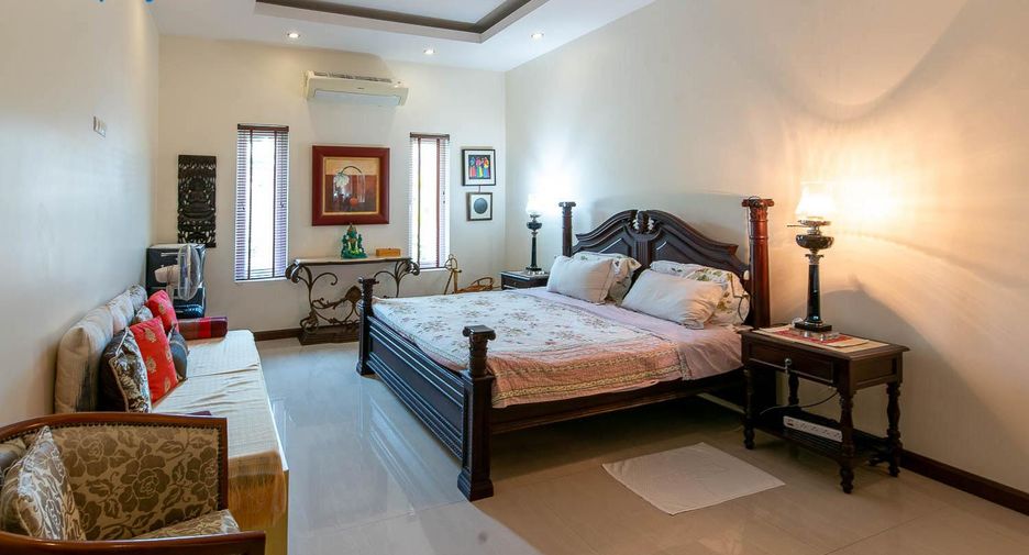 For rent 4 bedrooms villa in Cha Am, Phetchaburi