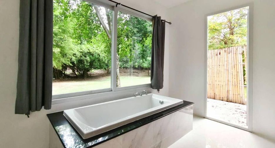 Villa zum Kauf mit 4 Zimmer in Cha Am, Phetchaburi