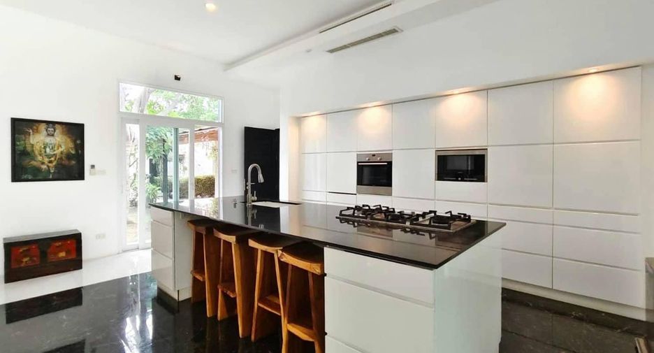 Villa zum Kauf mit 4 Zimmer in Cha Am, Phetchaburi