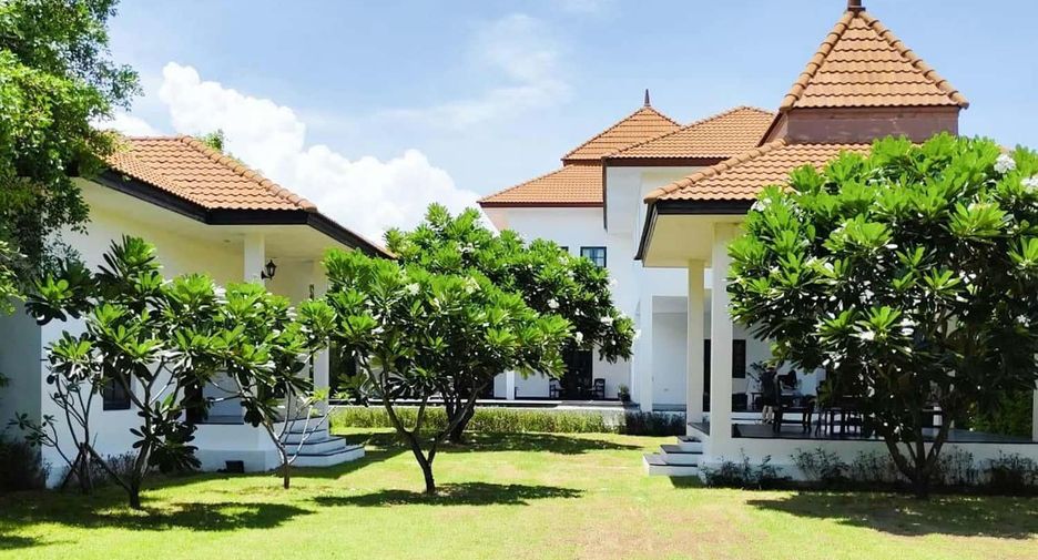 Villa zum Kauf mit 6 Zimmer in Cha Am, Phetchaburi