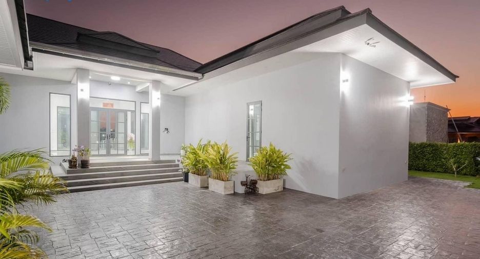 Villa zum Kauf mit 5 Zimmer in Cha Am, Phetchaburi