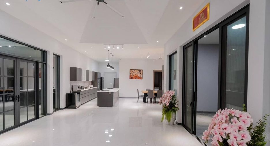 Villa zum Kauf mit 5 Zimmer in Cha Am, Phetchaburi