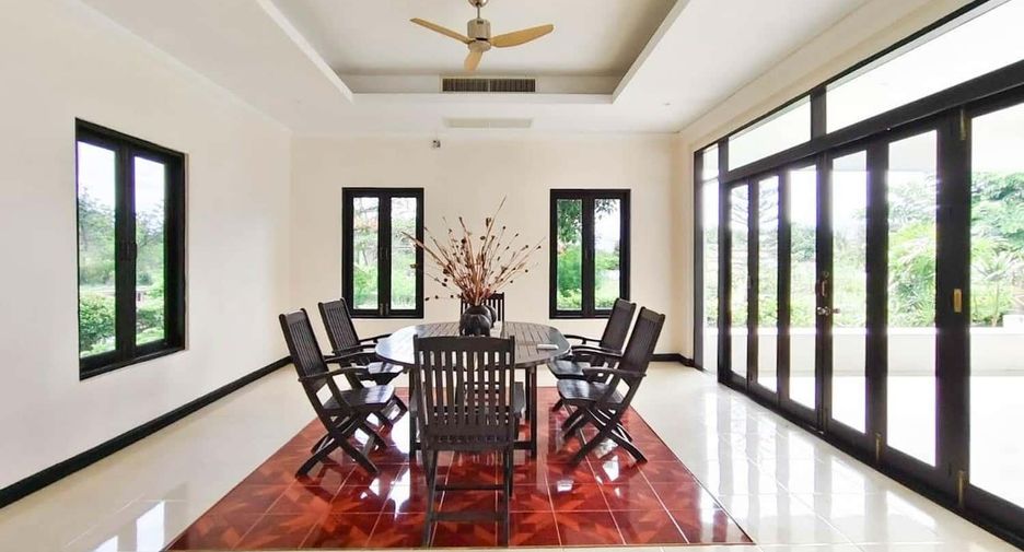 Villa zum Kauf mit 3 Zimmer in Cha Am, Phetchaburi