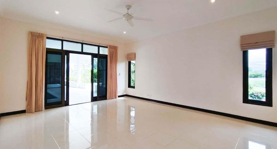 Villa zum Kauf mit 3 Zimmer in Cha Am, Phetchaburi