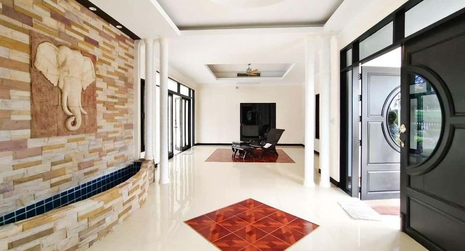 Villa zum Kauf mit 3 Zimmer in Cha Am, Phetchaburi