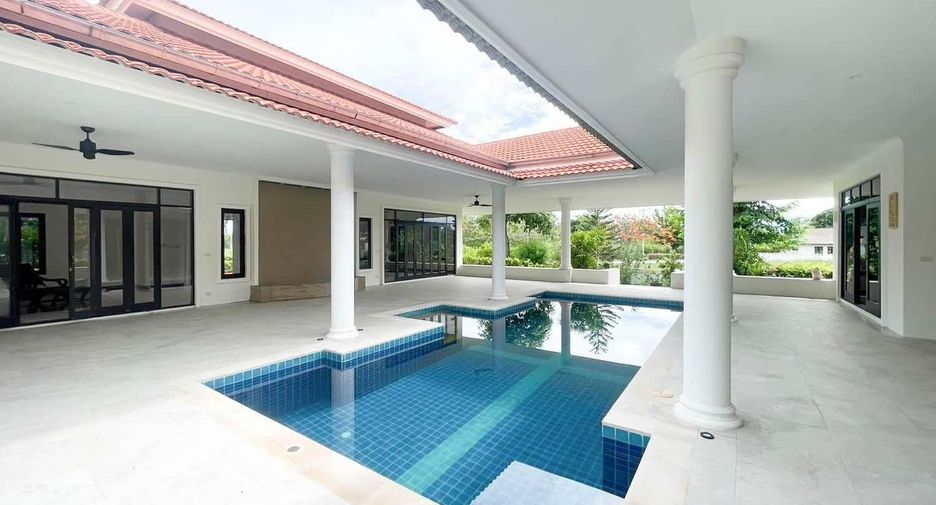 Villa zum Kauf mit 3 Zimmer in Cha Am, Phetchaburi