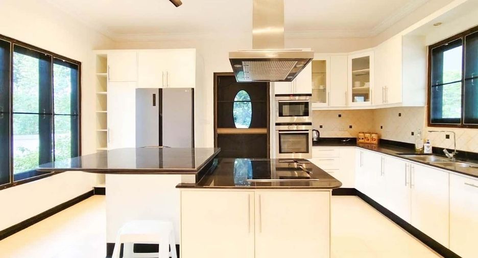 Villa zum Kauf mit 3 Zimmer in Cha Am, Phetchaburi
