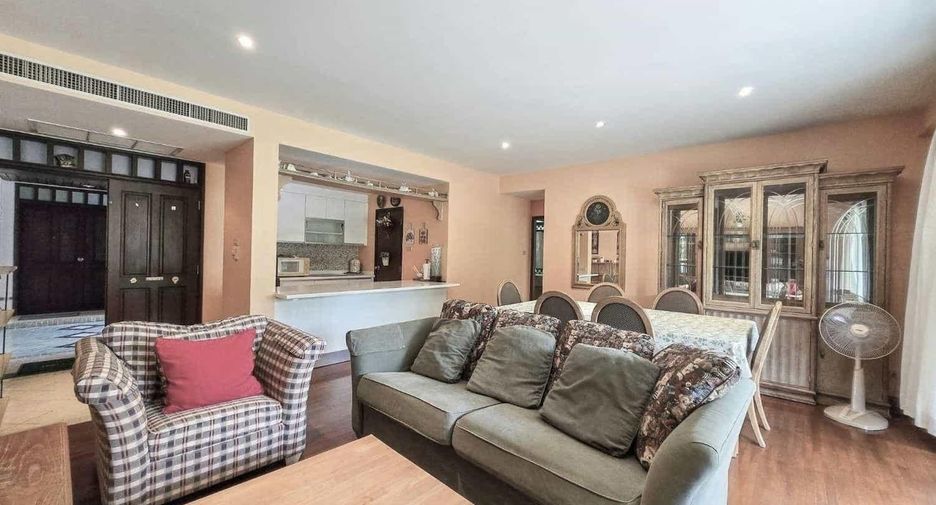 For sale 2 bedrooms condo in Hua Hin, Prachuap Khiri Khan