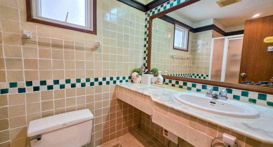 For sale 2 bedrooms condo in Hua Hin, Prachuap Khiri Khan