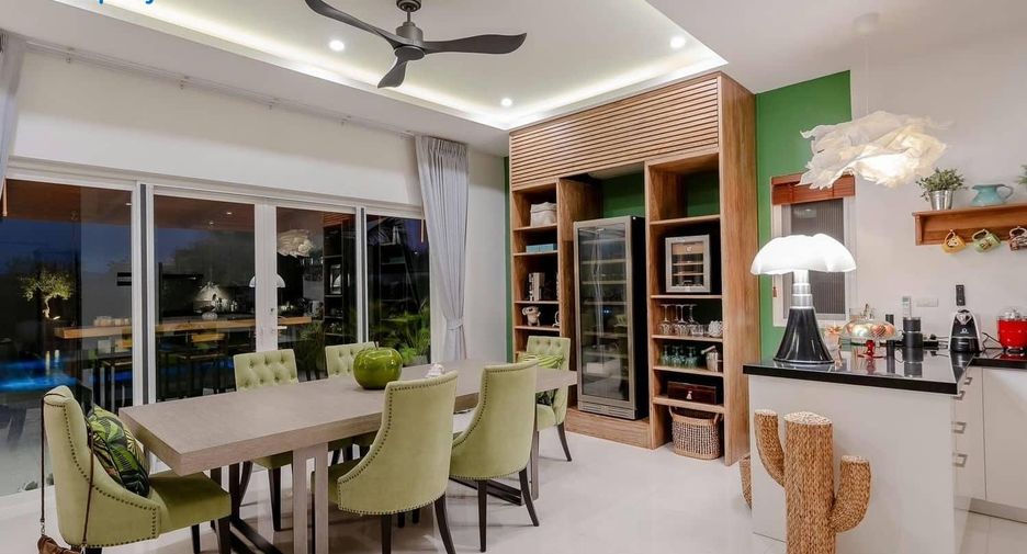 For sale 5 bedrooms villa in Hua Hin, Prachuap Khiri Khan