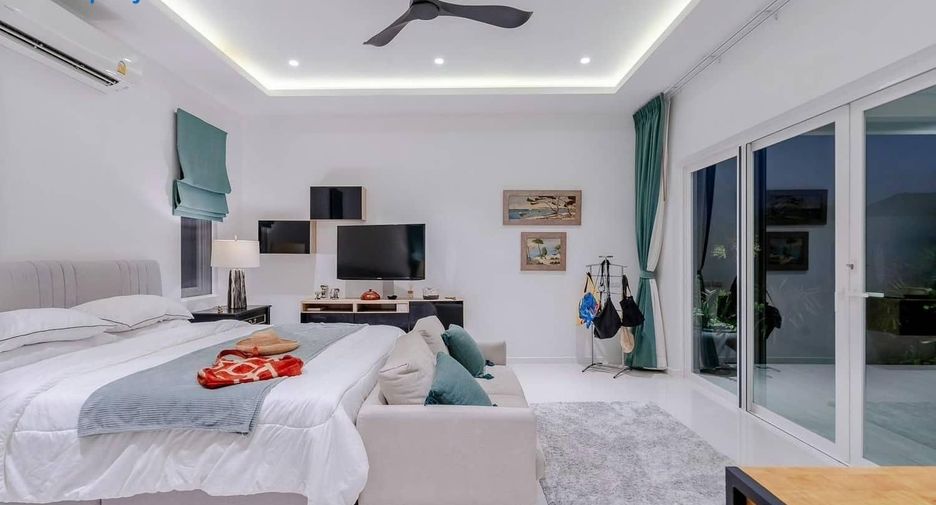 For sale 5 bedrooms villa in Hua Hin, Prachuap Khiri Khan