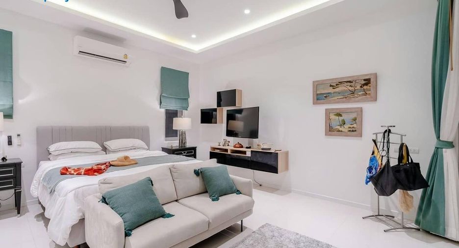 For sale 5 bedrooms villa in Hua Hin, Prachuap Khiri Khan