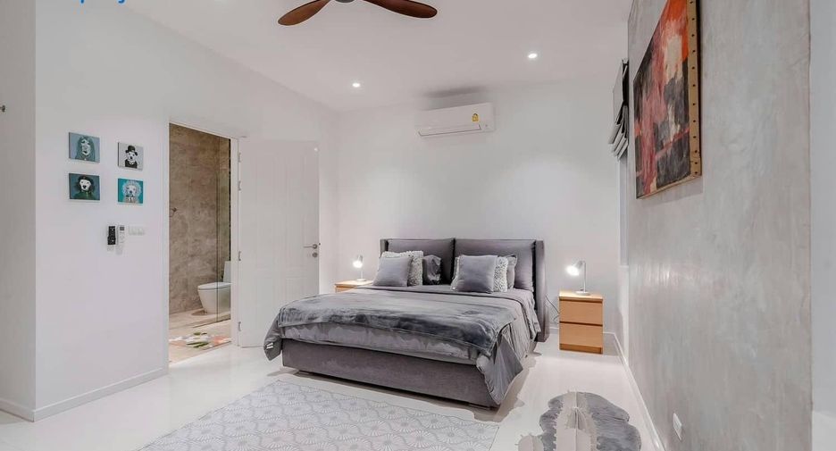 For sale 5 bedrooms villa in Hua Hin, Prachuap Khiri Khan