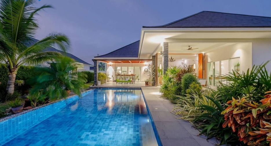 For sale 5 bedrooms villa in Hua Hin, Prachuap Khiri Khan