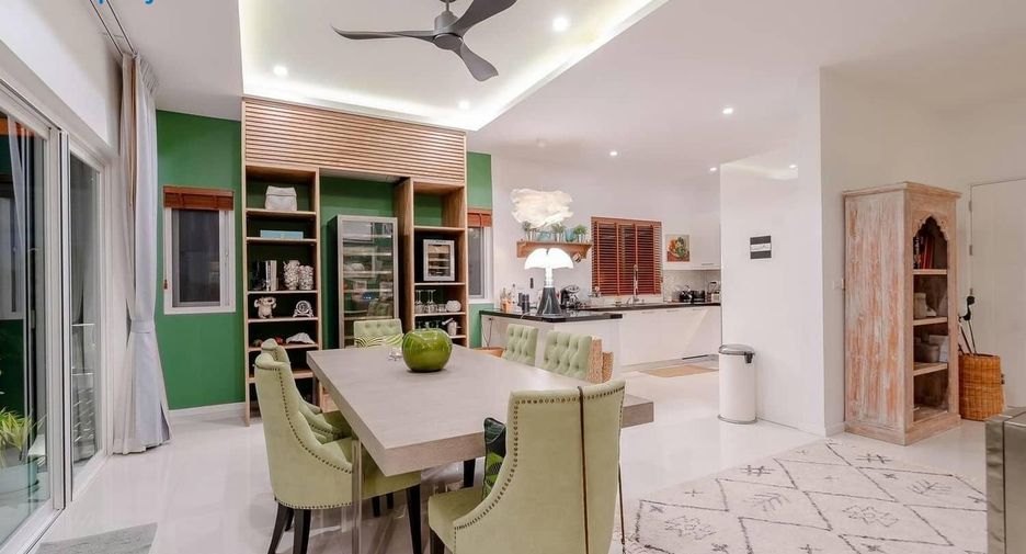 For sale 5 bedrooms villa in Hua Hin, Prachuap Khiri Khan
