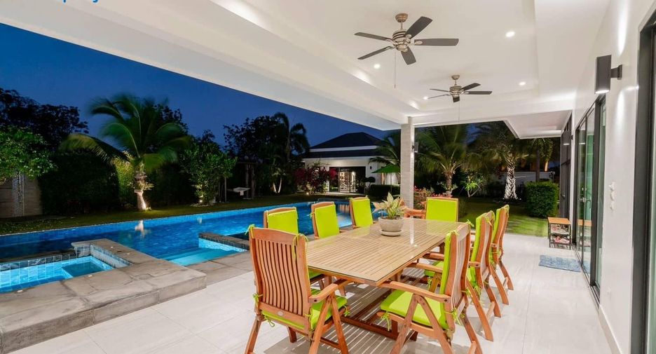 Villa en venta de 4 habitaciones en Cha Am, Phetchaburi