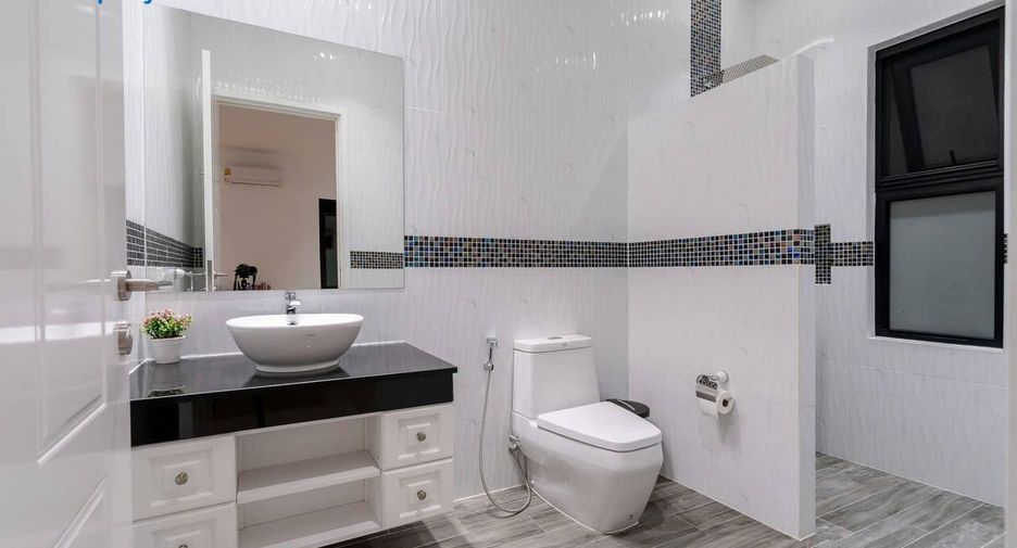 Villa en venta de 4 habitaciones en Cha Am, Phetchaburi