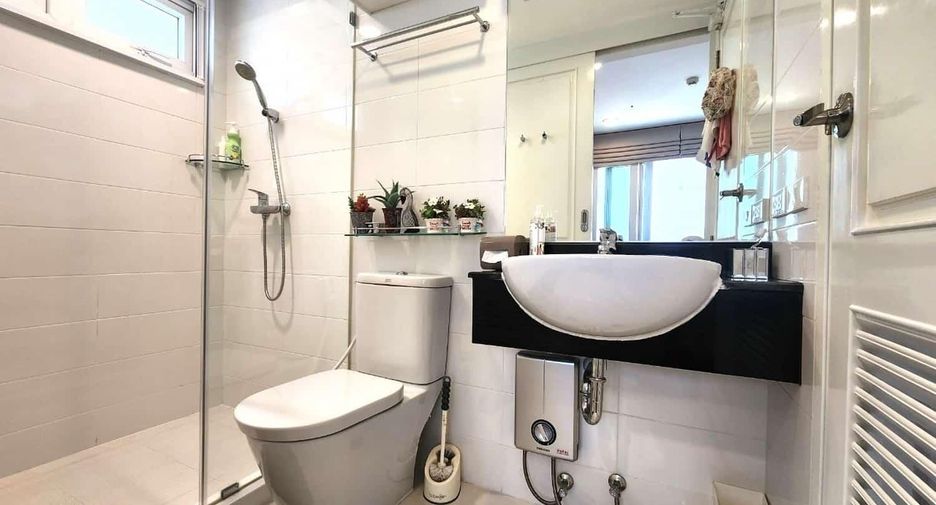 For sale 2 bedrooms condo in Hua Hin, Prachuap Khiri Khan