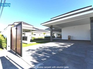 Продажа 3 спальни вилла в Ча Ам, Пхетбури