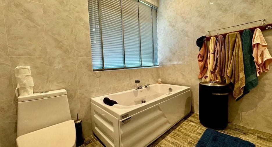 Villa en venta de 3 habitaciones en Cha Am, Phetchaburi