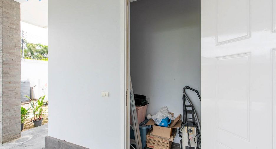 Villa en venta y en alquiler de 4 habitaciones en Cha Am, Phetchaburi