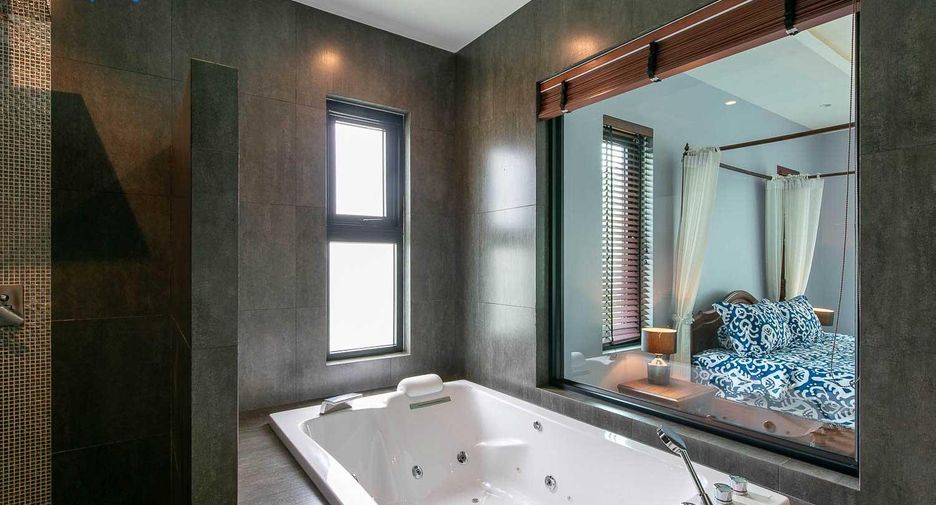 Villa en venta y en alquiler de 4 habitaciones en Cha Am, Phetchaburi