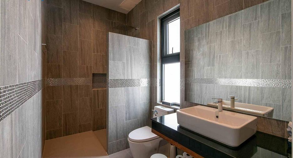 Villa en venta y en alquiler de 4 habitaciones en Cha Am, Phetchaburi