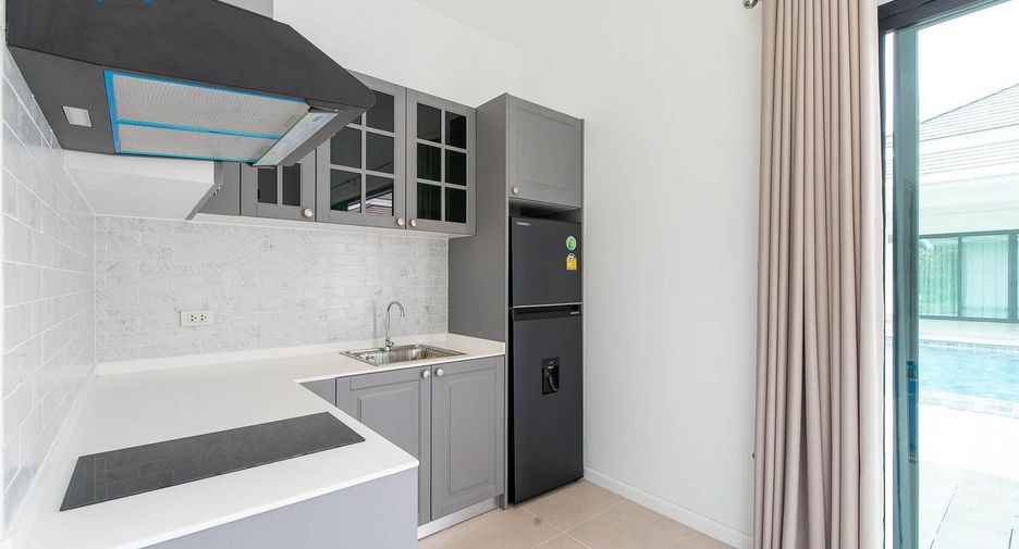 Villa en venta y en alquiler de 4 habitaciones en Cha Am, Phetchaburi