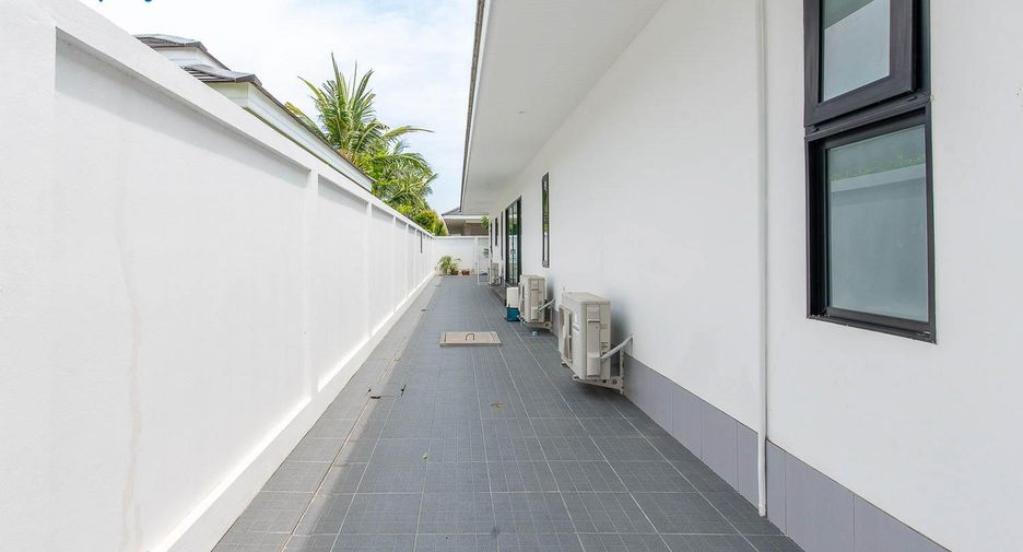 Villa en venta y en alquiler de 4 habitaciones en Cha Am, Phetchaburi
