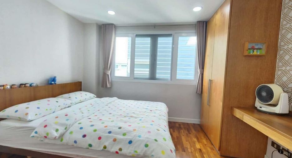 For sale 2 bedrooms condo in Hua Hin, Prachuap Khiri Khan