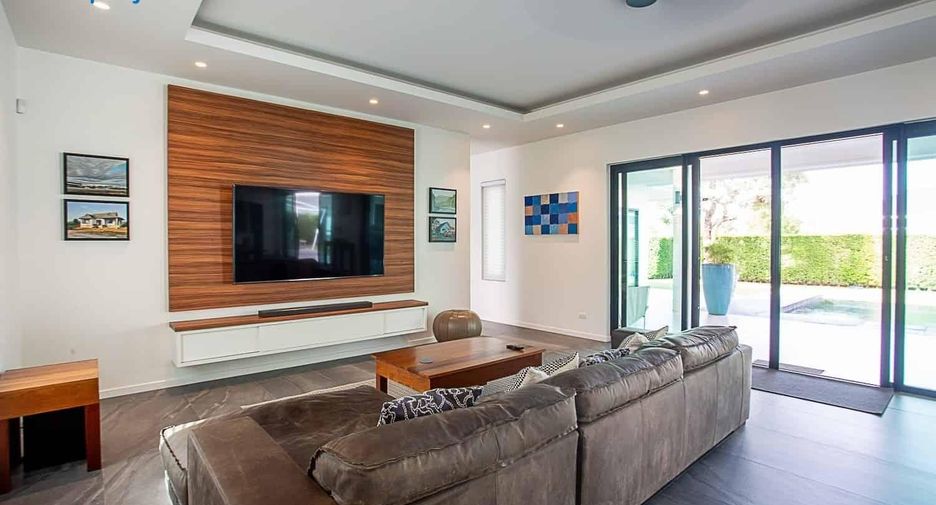 Villa en venta de 4 habitaciones en Cha Am, Phetchaburi