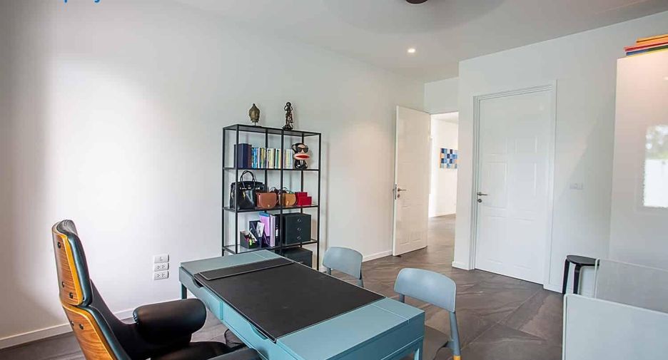Villa en venta de 4 habitaciones en Cha Am, Phetchaburi