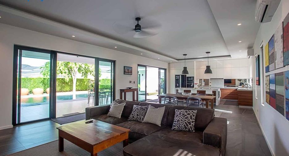 Villa en venta de 4 habitaciones en Cha Am, Phetchaburi