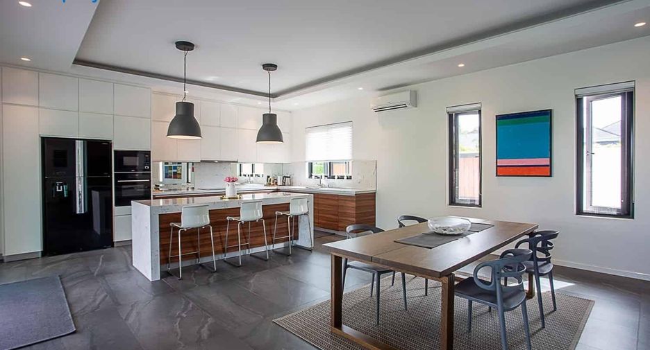 Villa en venta de 4 habitaciones en Cha Am, Phetchaburi