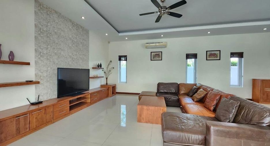For sale and for rent 4 bedrooms villa in Cha Am, Phetchaburi