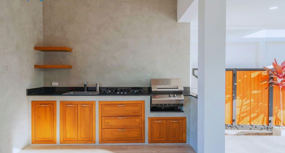 For sale 4 ベッドルーム villa in Hua Hin, Prachuap Khiri Khan