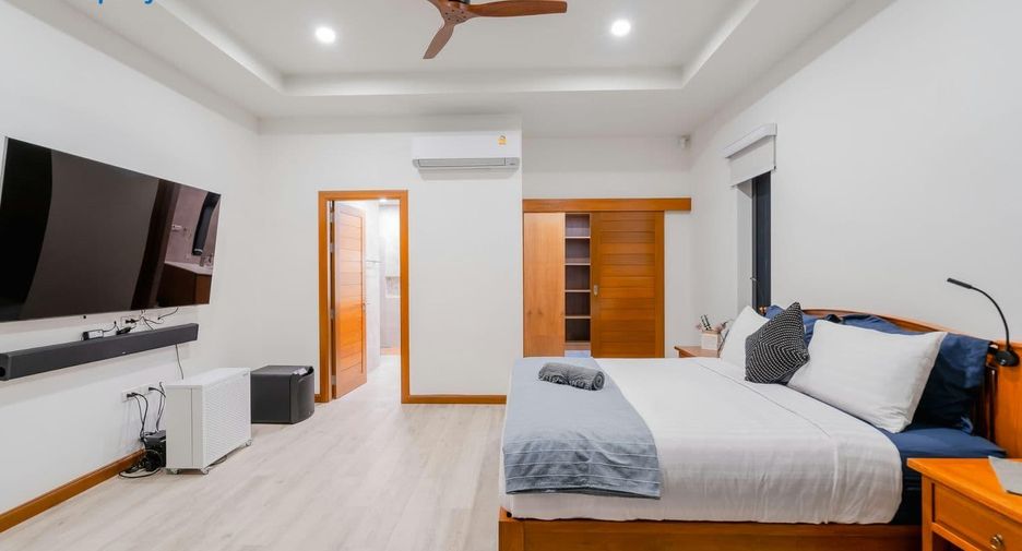 For sale 4 ベッドルーム villa in Hua Hin, Prachuap Khiri Khan