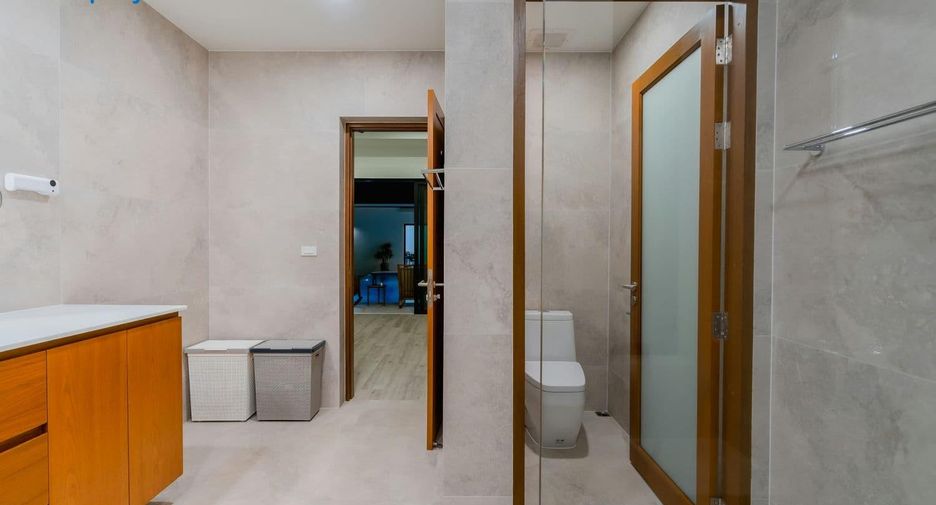 For sale 4 ベッドルーム villa in Hua Hin, Prachuap Khiri Khan