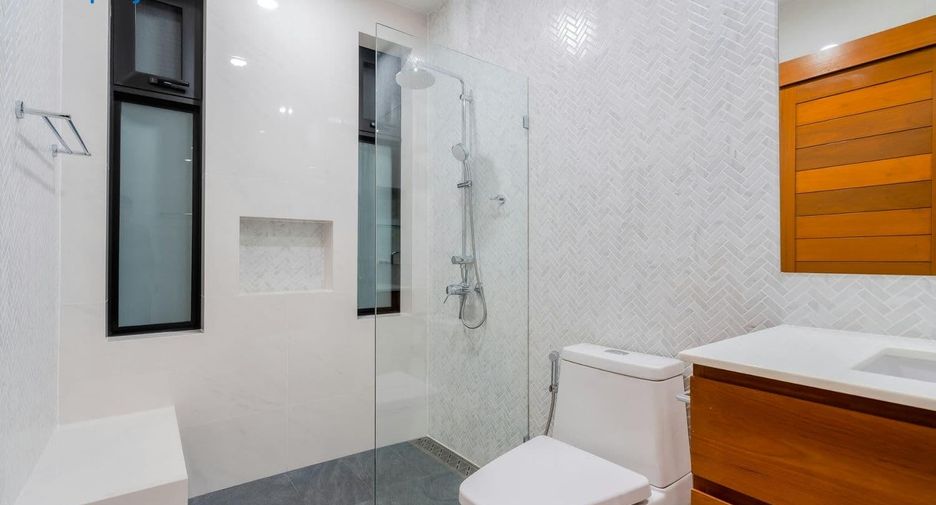 For sale 4 ベッドルーム villa in Hua Hin, Prachuap Khiri Khan