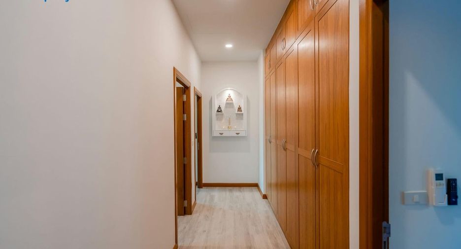 For sale 4 ベッドルーム villa in Hua Hin, Prachuap Khiri Khan