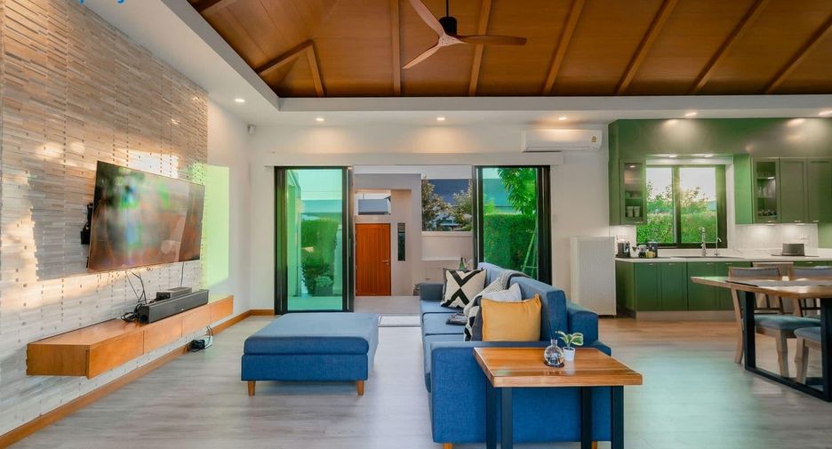 For sale 4 ベッドルーム villa in Hua Hin, Prachuap Khiri Khan