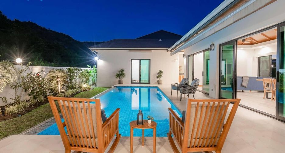 For sale 4 ベッドルーム villa in Hua Hin, Prachuap Khiri Khan