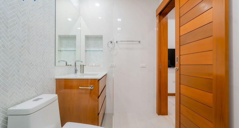 For sale 4 ベッドルーム villa in Hua Hin, Prachuap Khiri Khan