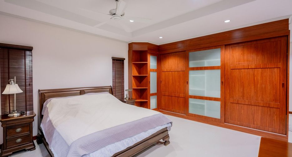 Villa zum Kauf mit 3 Zimmer in Hua Hin, Prachuap Khiri Khan