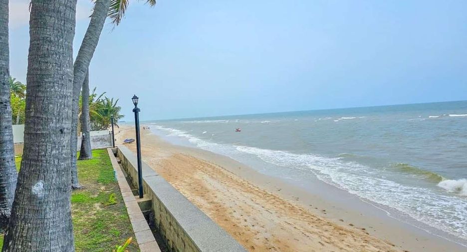 For sale 2 ベッドルーム condo in Cha Am, Phetchaburi