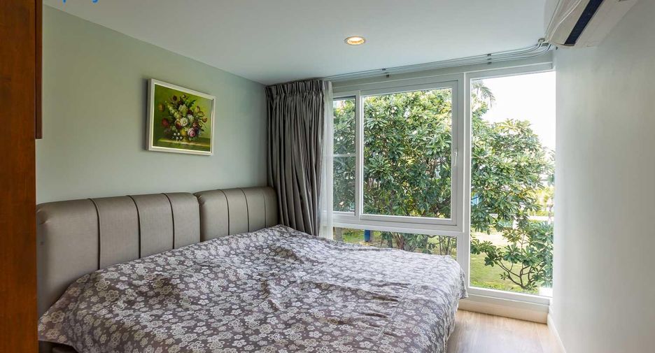 Condo en venta de 3 habitaciones 