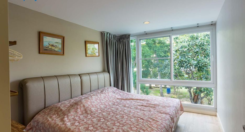 Condo en venta de 3 habitaciones 
