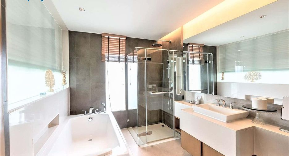 For sale 3 ベッドルーム condo in Hua Hin, Prachuap Khiri Khan